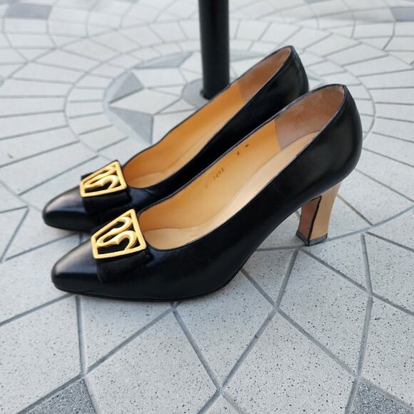 Chantal Black Leather Gold-Tone Applique Contrast Block Heel Pumps 8M - Picture 10 of 10